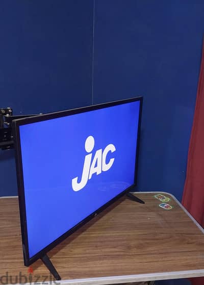 شاشة JAC مقاس 32 بوصة مستعملة بحالة ممتازة