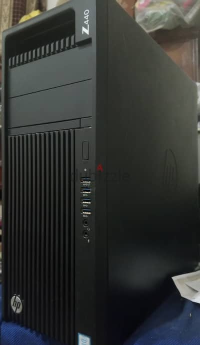HP Z440