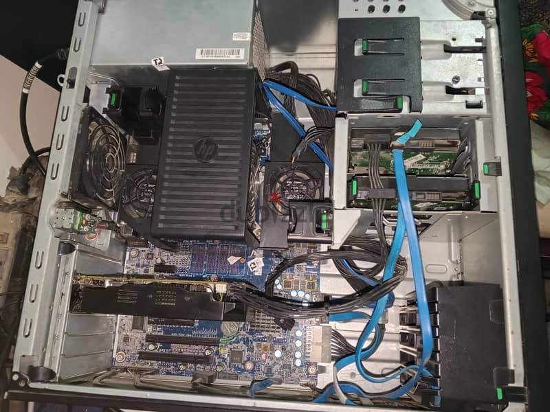 HP Z440 3