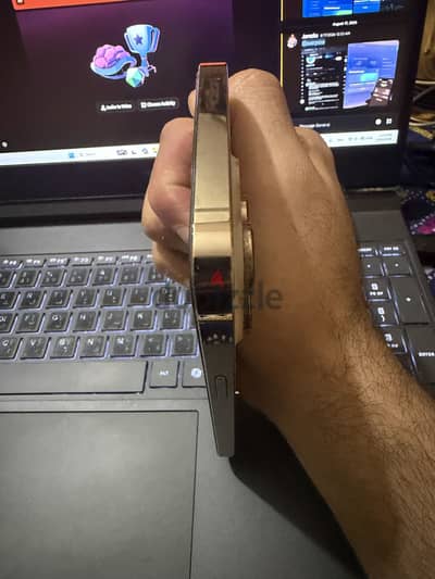 Apple - iPhone 14 Pro Max -256 عليه ضريبه لقطه