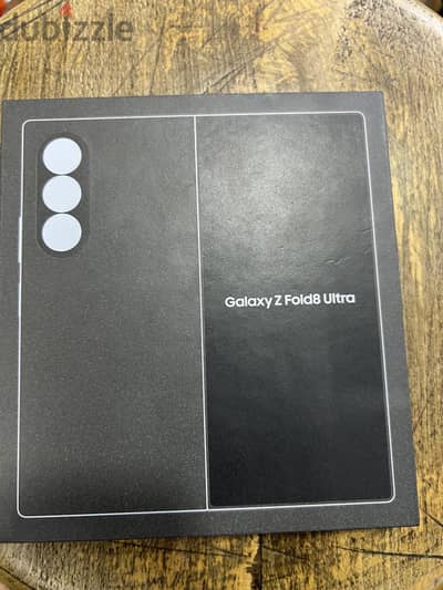 Galaxy Z Fold 8 Ultra 256/12G Cramie جديد