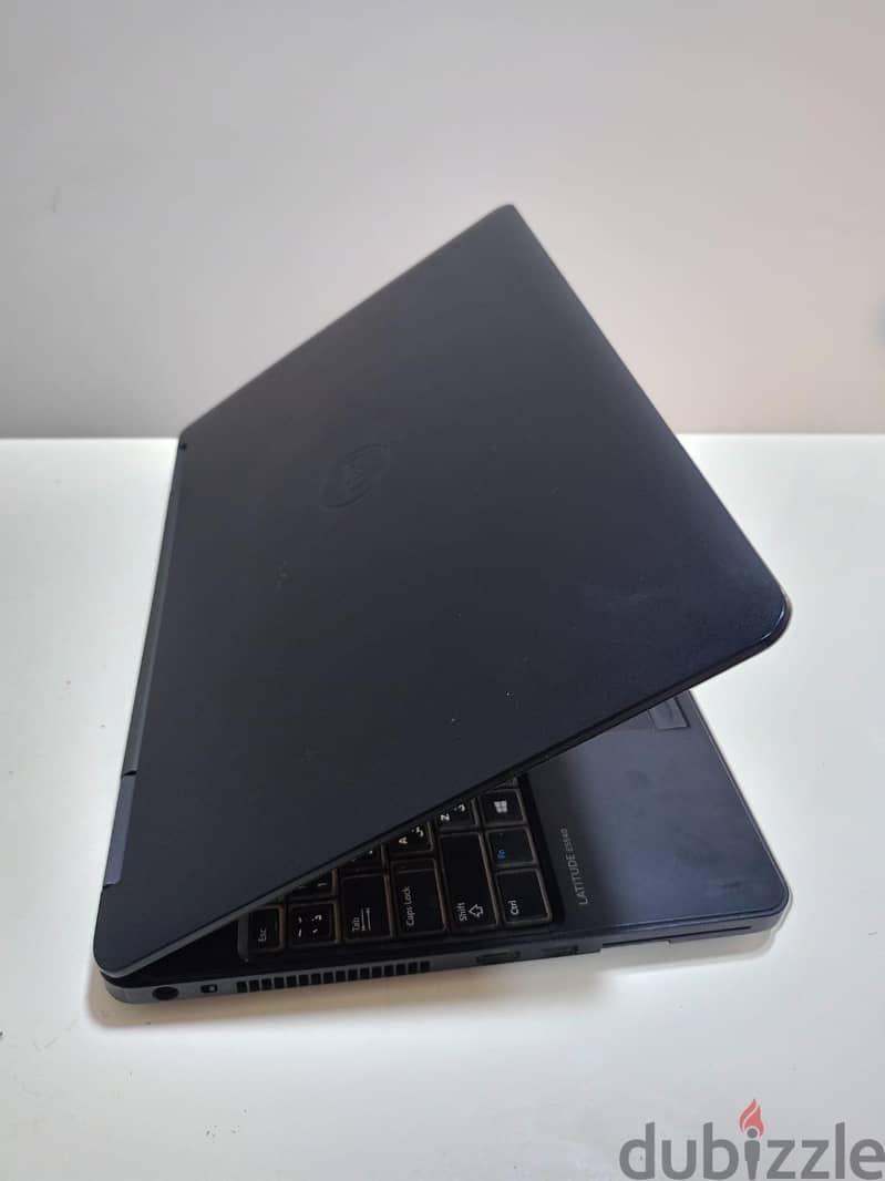 Laptop Dell LATITUDE E5540 2