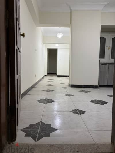 شقة سكنية 75م تقريبًا – مسجلة بالشهر العقاري