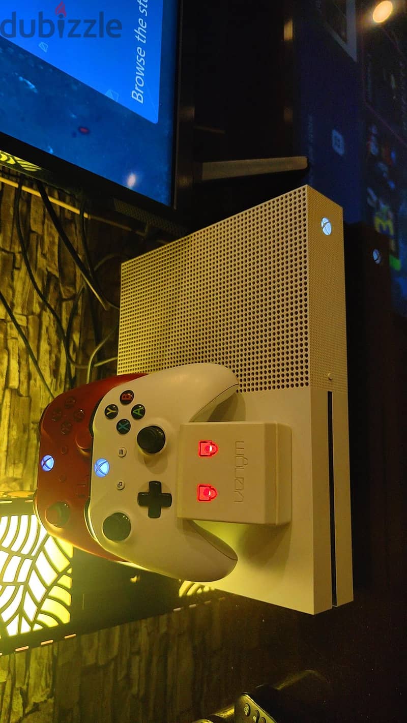 Xbox one S 1TB 1