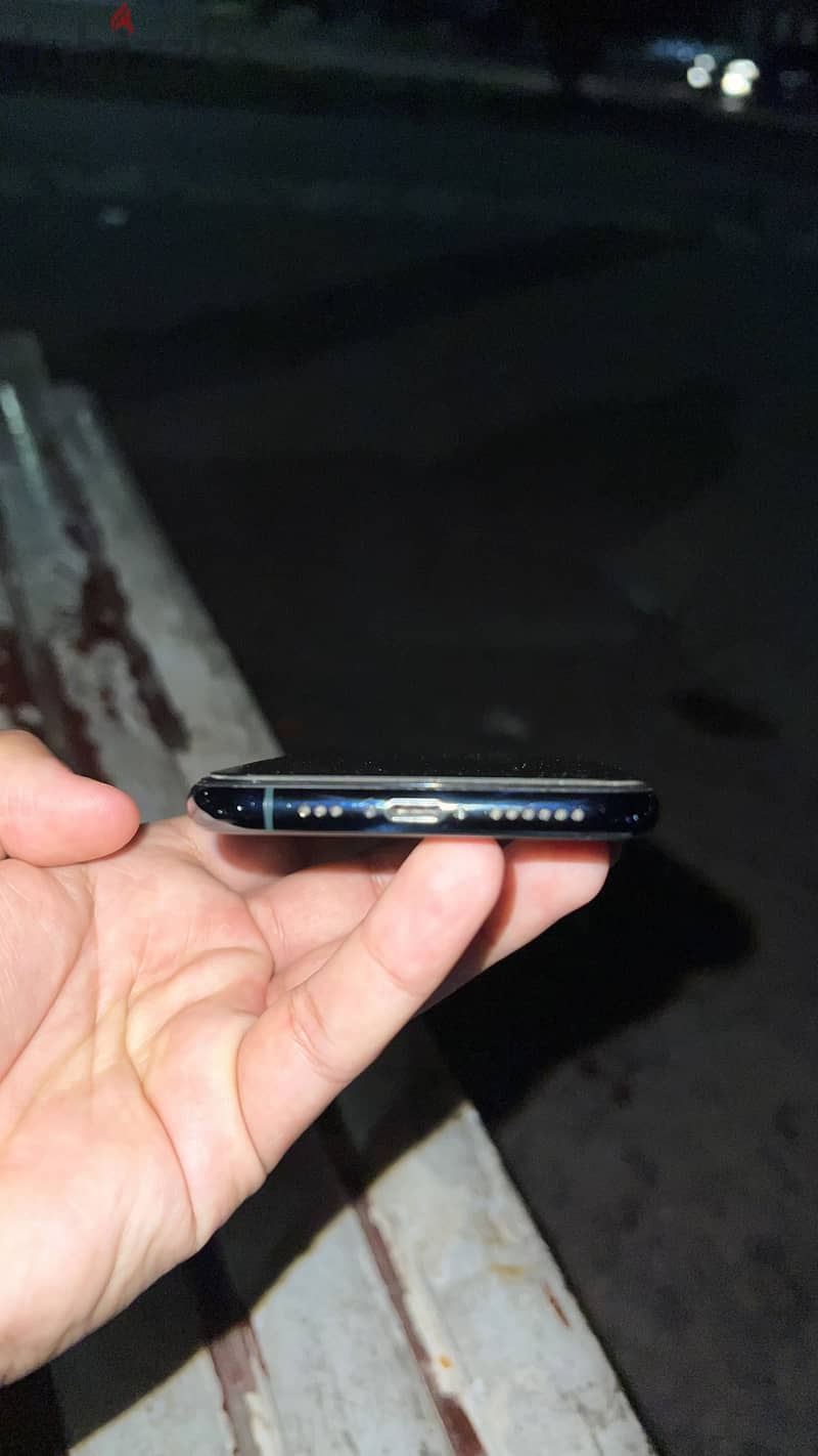 Apple - iPhone 11 Pro 5