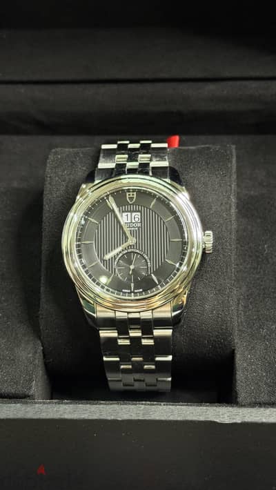 tudor glamour double date 2024