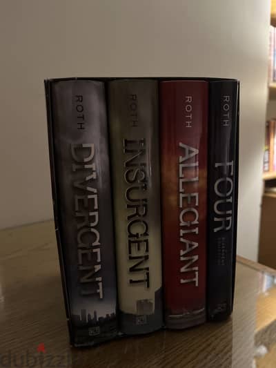 divergent series hardcover