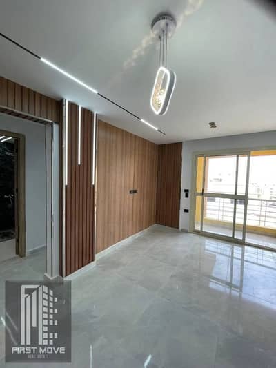 Apartment for sale in the best location in the heart of the Fifth Settlement in front of Rehab, ready for immediate delivery in a compound with comprehensive services