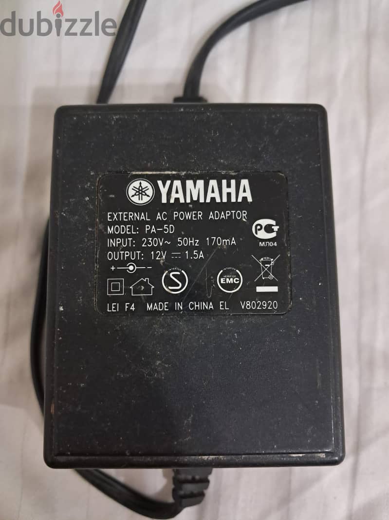 Yamaha protable ground np-30 4