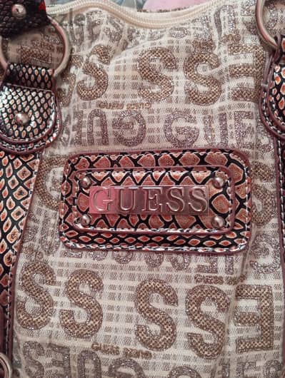 شنطه guess