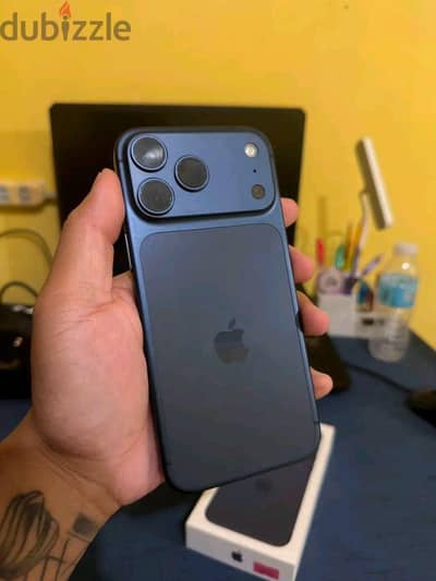 Apple - iPhone 17 Pro Max
