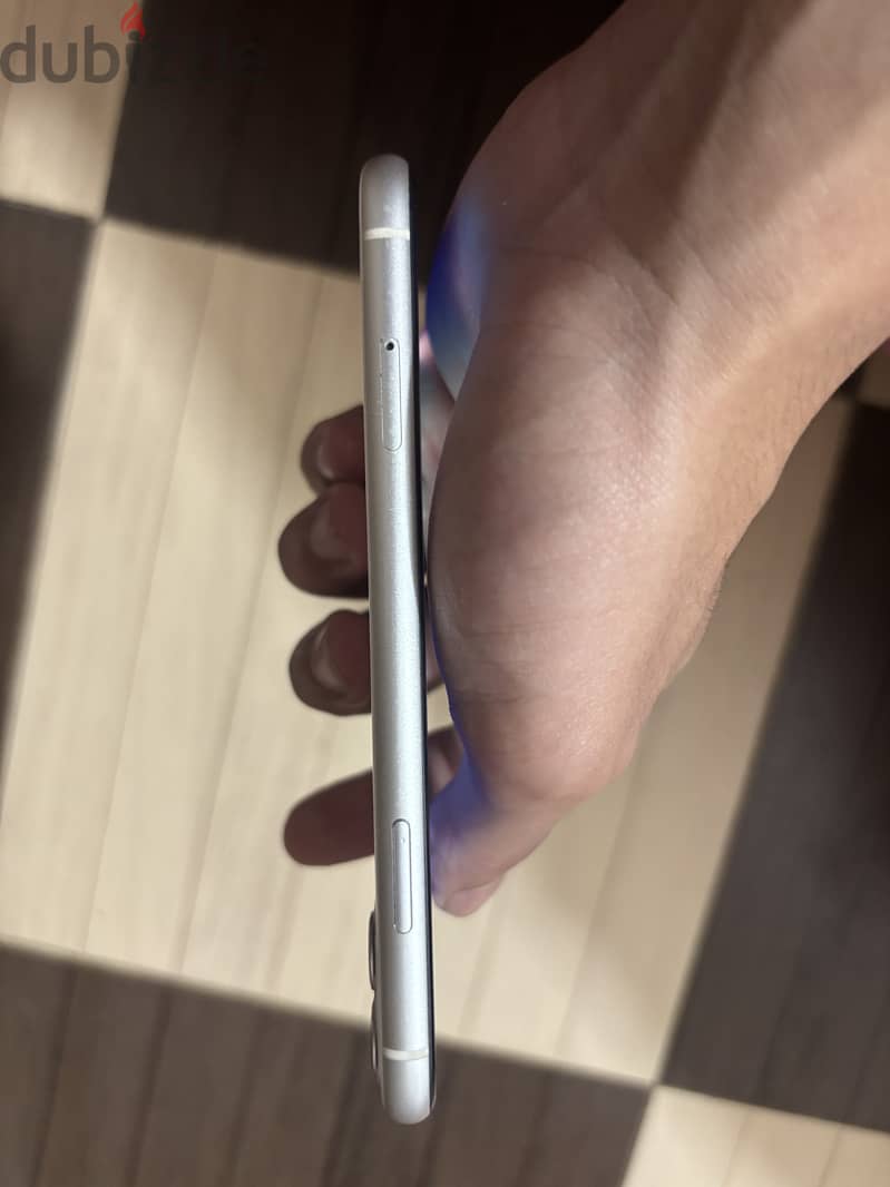 iphone 11 128G 6