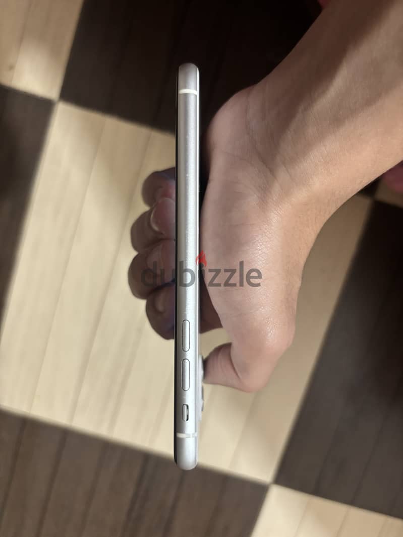 iphone 11 128G 7