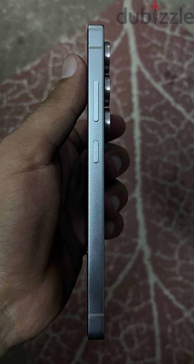 Samsung S25 Ultra 2