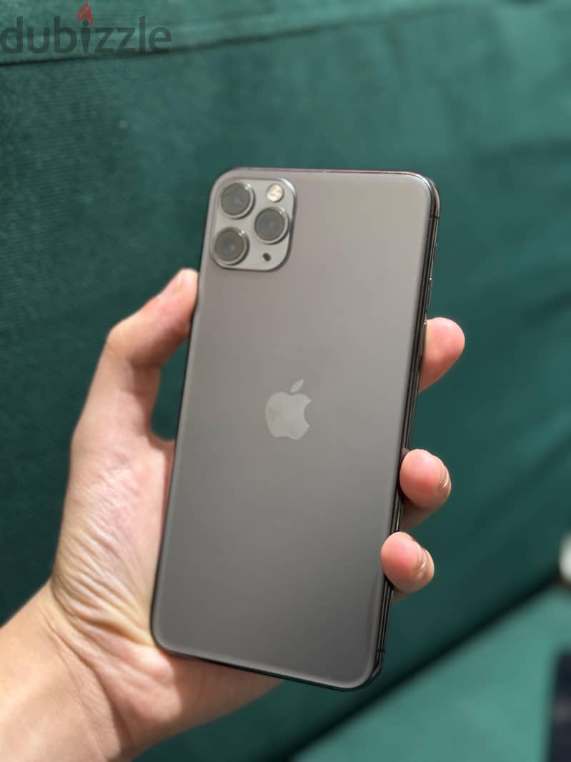 Apple - iPhone 11 Pro Max 2