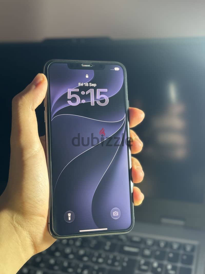 Apple - iPhone 11 Pro Max 6