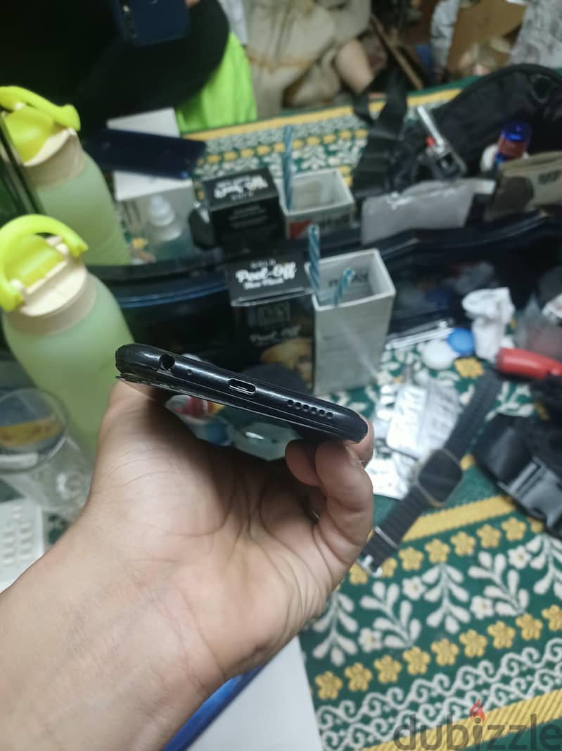 Infinix Hot 8 3