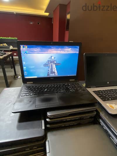 لابتوبات DeLL. وHB