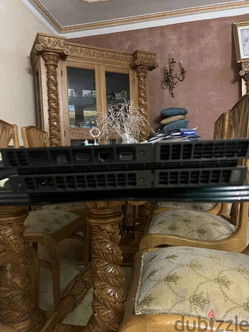 PS4 perfect condition 2