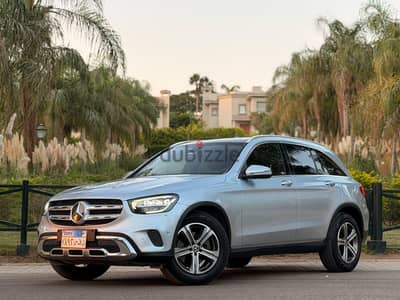 Mercedes-Benz GLC 2021  فبريكه بالكامل صيانات توكيل