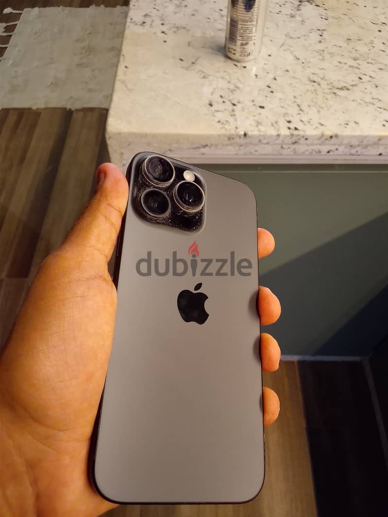Apple - iPhone 16 Pro Max 2