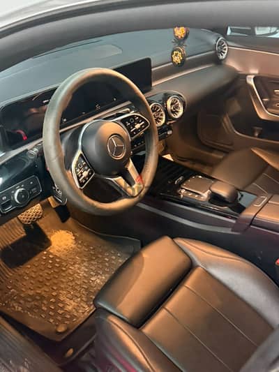 Mercedes-Benz CLA 200 2022