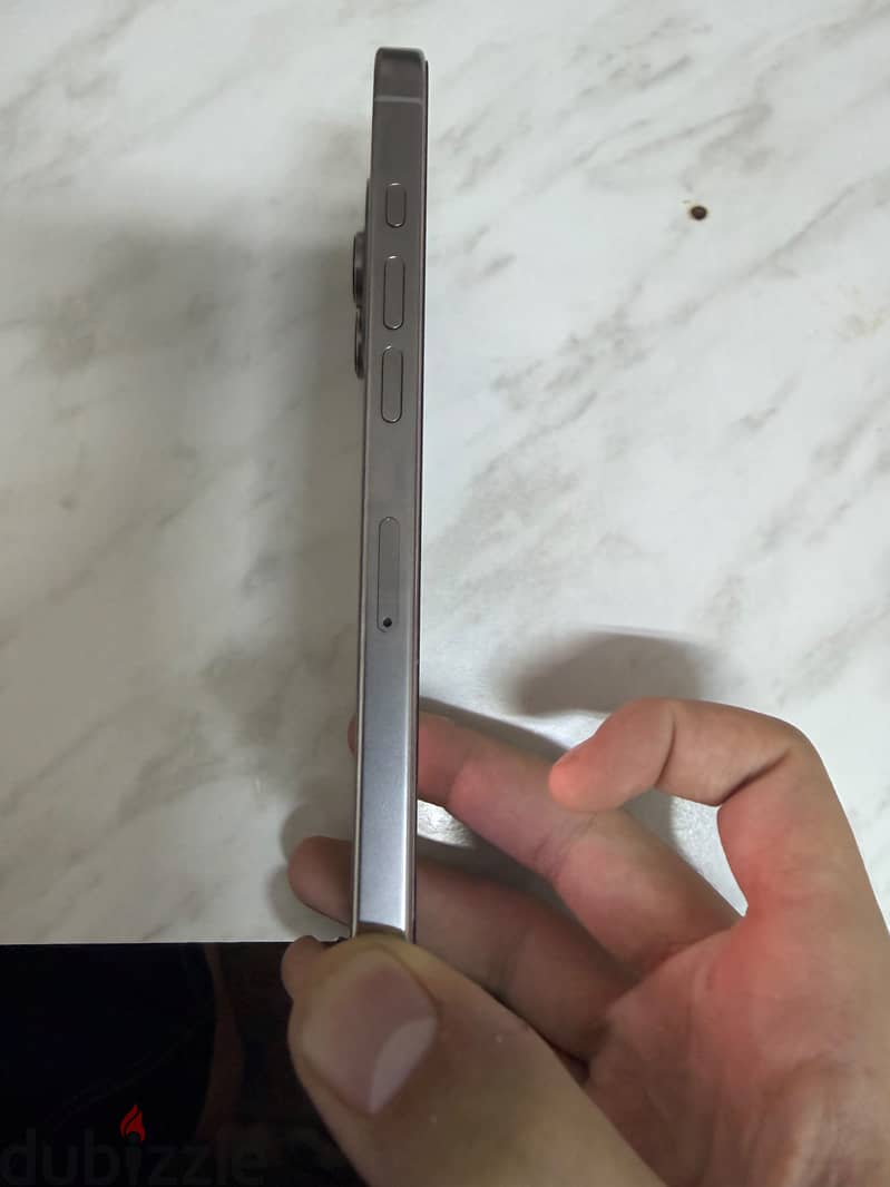 Apple - iPhone 16 Pro Max 4
