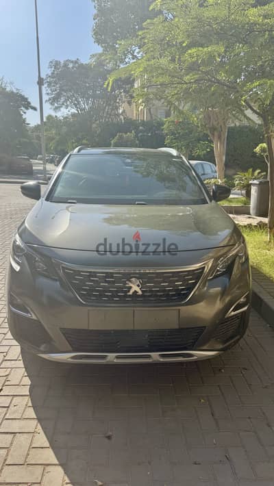 Peugeot 5008 2019 بيجو 5008 الفئه الرياضيه GT line فابريكا بالكامل