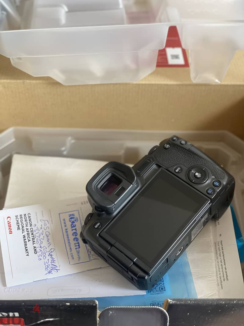Body canon R 7