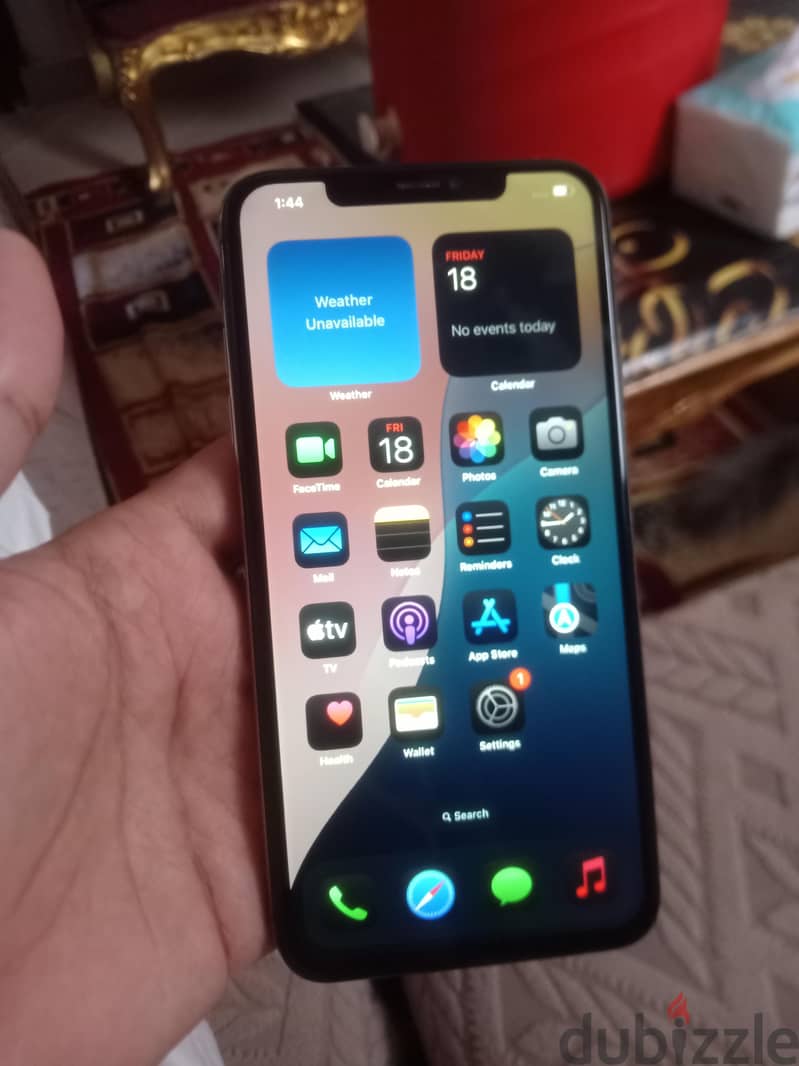 Apple - iPhone XS Max 1