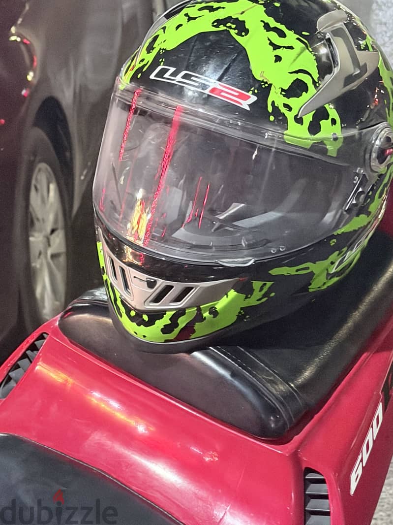 Helmet L. S. ٢ 1