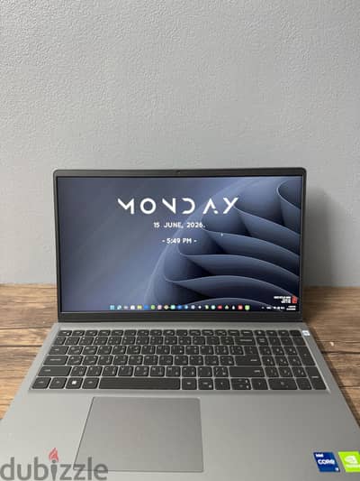 Dell Vostro 3520 – i7-1255U | MX550 2GB | 12GB RAM | 512GB SSD