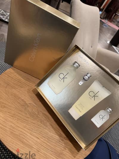 Calvin Klein CK One Set