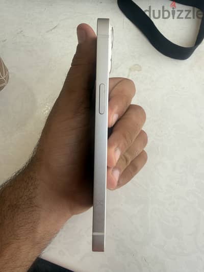 Apple - iPhone 13 Apple - iPhone 13
