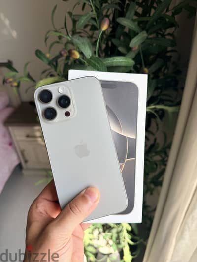 Apple - iPhone 16 Pro Max