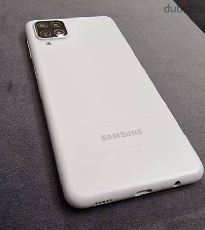 Samsung A12