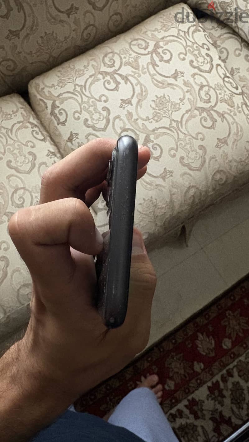 Apple - iPhone 11 1