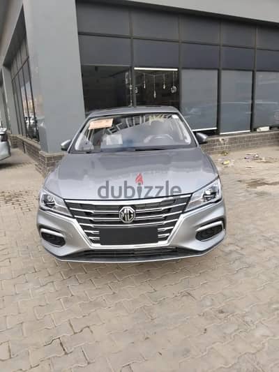 ام جى ام جي 5 2027 Luxury مصاريف إدارية و سنه ترخيص هديه للقسط