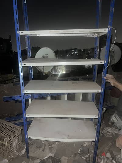 استندات حديد واحد وحده