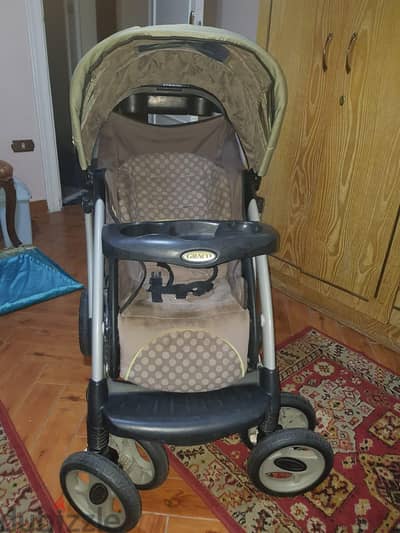عربية أطفال Graco مستعملة