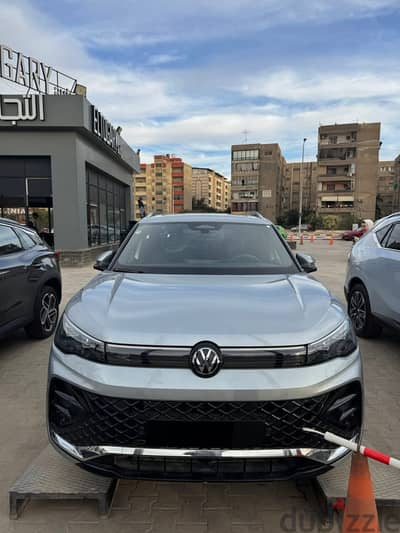 فولكسفاغن تيجوان 2026 R-Line اقل مقدم + م. اداريه + رخصة سنة هدية للقسط