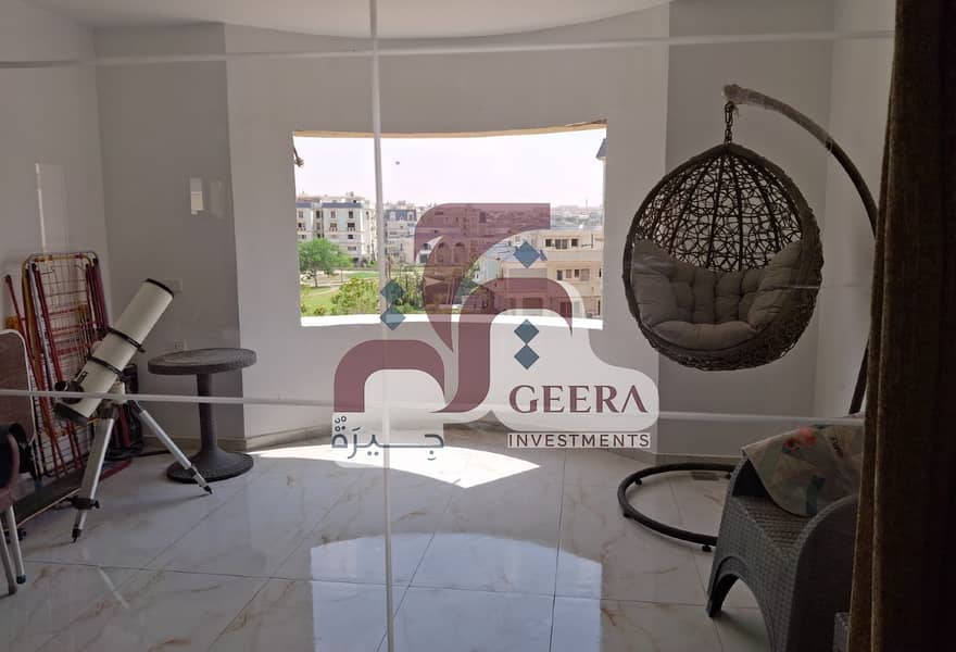 شقة بـ٤ غرف نوم في كومباوند ماونتن فيو هايد بارك، صورة ٥ من ١٤