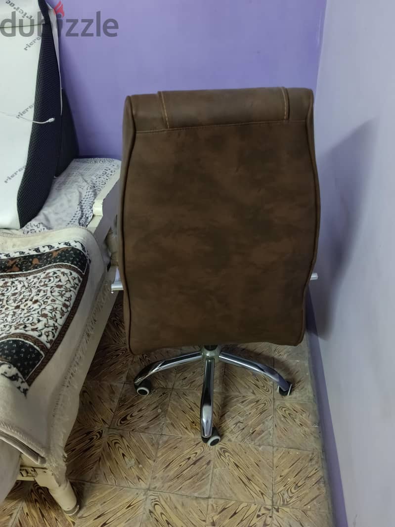 Leather Chair 1