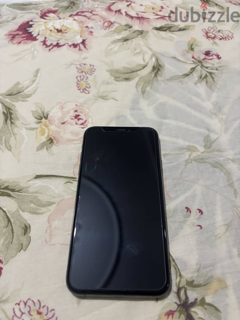 Apple - iPhone XS 1