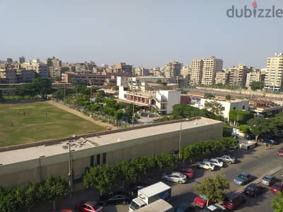 شقه للبيع في مصر الجديده بالعفش موقع مفتوح امام نادي الطيران