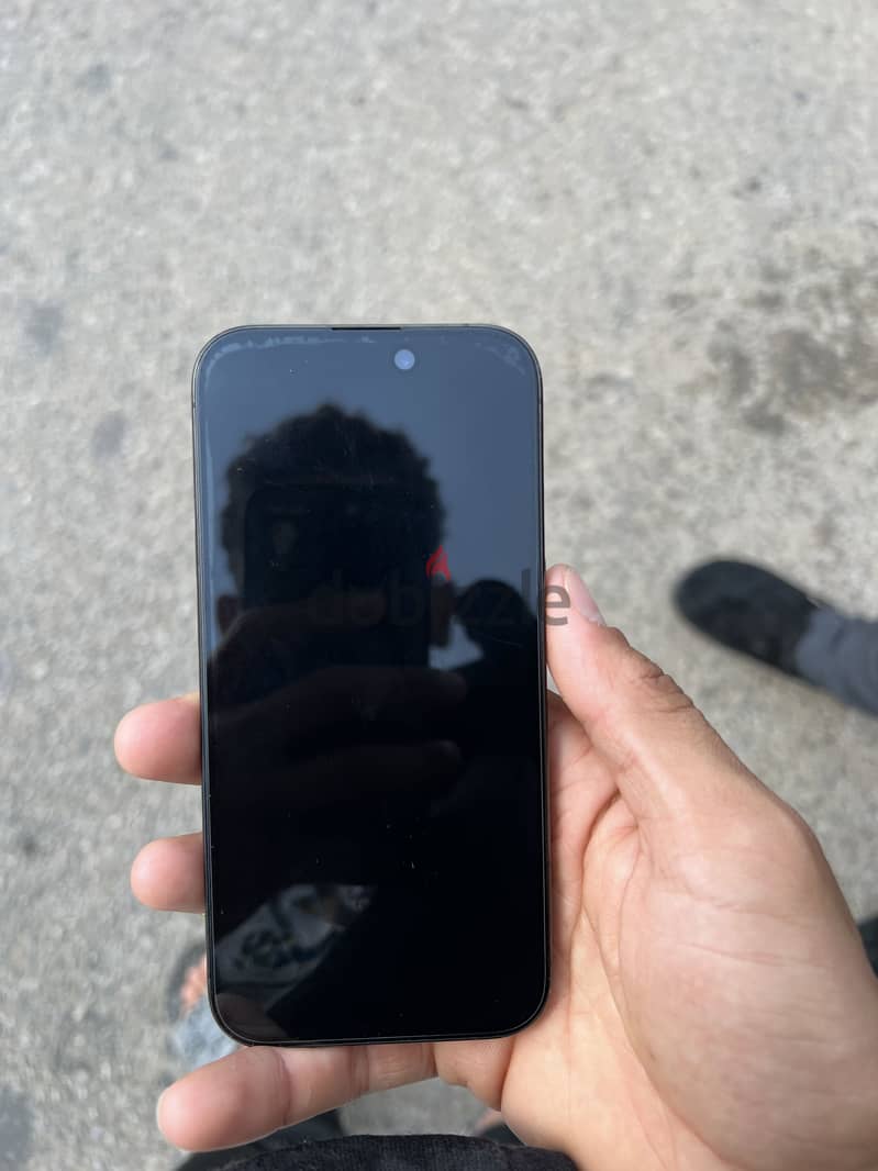 Apple - iPhone 15 Pro 7