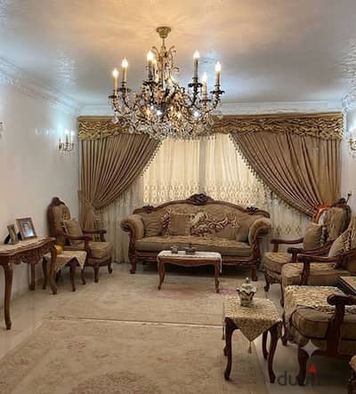 A golden residential and investment opportunity in the heart of the first district - Nasr City, parallel to El-Tayaran Street and directly behind Kentucky, just steps away from Abbas El-Akkad Street (surrounded by all services and transportation) a distinguished 140-meter apartment, sea view, and super lux finishes ready for immediate delivery.