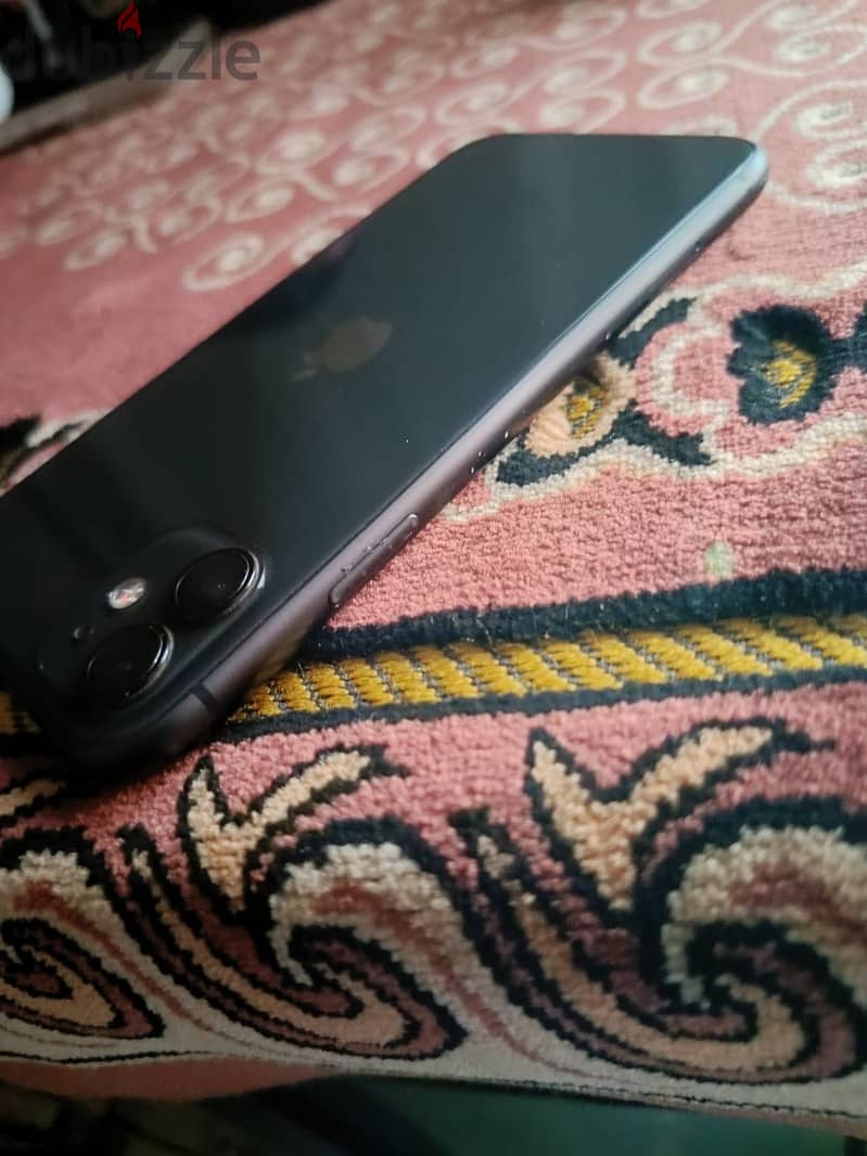 Apple - iPhone 11 6