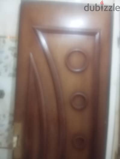 بابين للبيع باب حمام  خشب بالأطار الخشبي مستعمل 70*210 وباب أكرديون خش