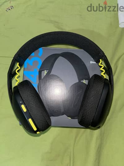 سماعه logitech g435